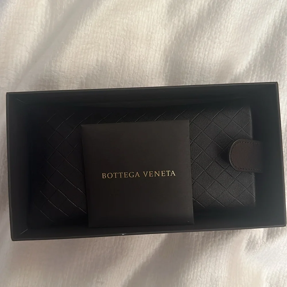 Bottega Veneta gold mirrored sunglasses - Picture 6 of 6